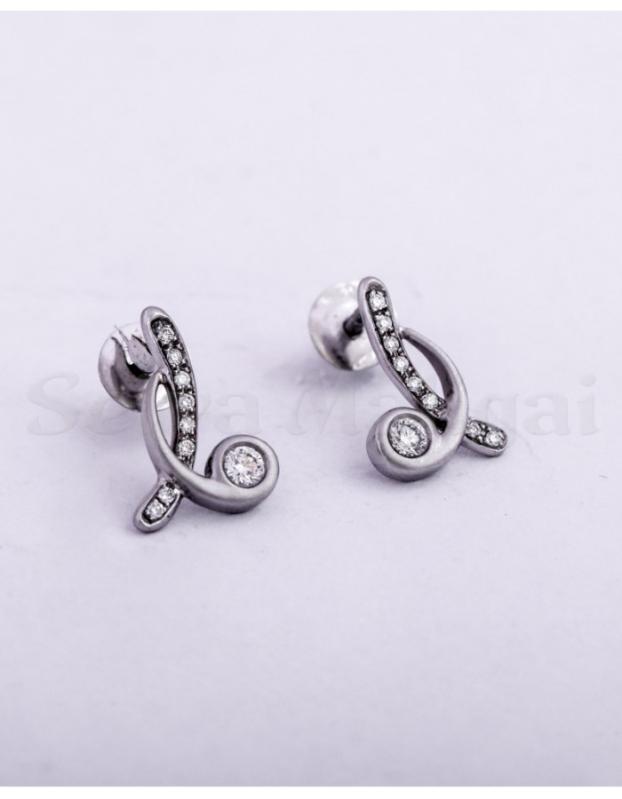 PLATINUM FANCY STUD